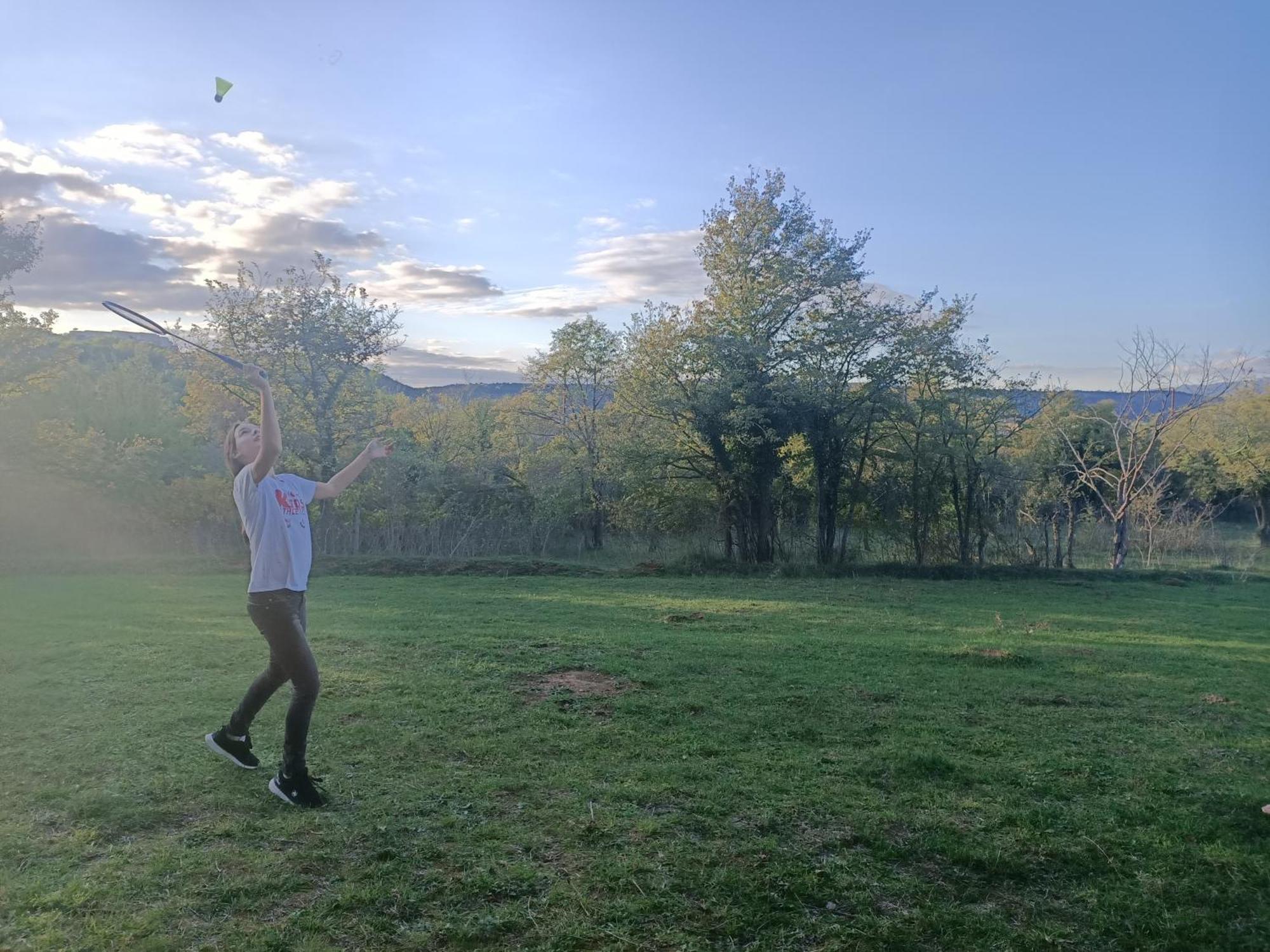 Chez Marthe, Organic Farm Stay 克宁 外观 照片